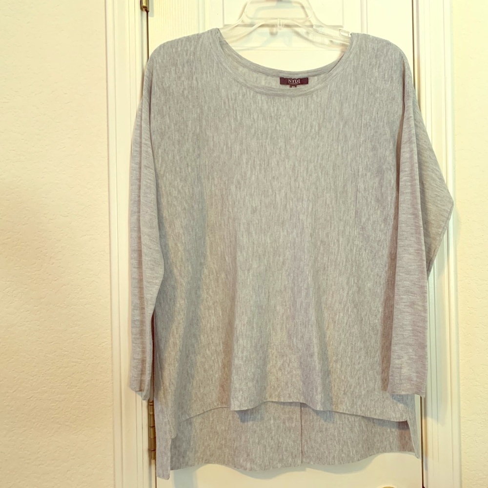 NYDJ Sweater w/back slit